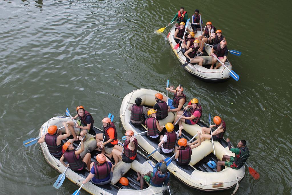 Rafters Retreat Hotel Kitulgala Exterior photo