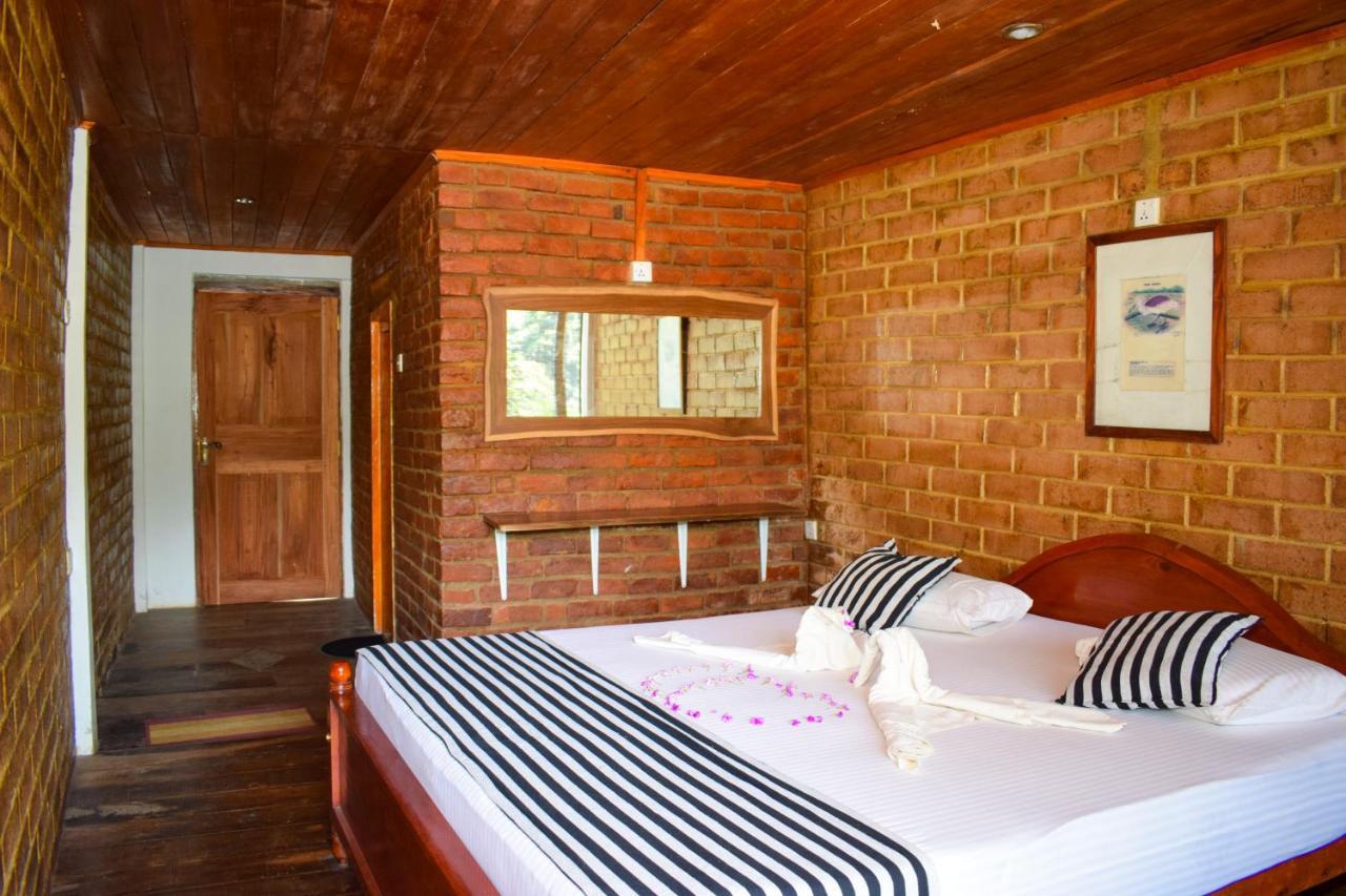 Rafters Retreat Hotel Kitulgala Exterior photo
